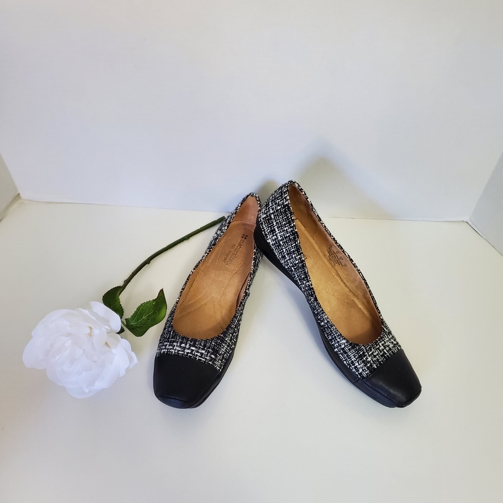 Naturalizer N5 Comfort Cloth and Vegan Leather Slip-on Flats, Size 7 Medium